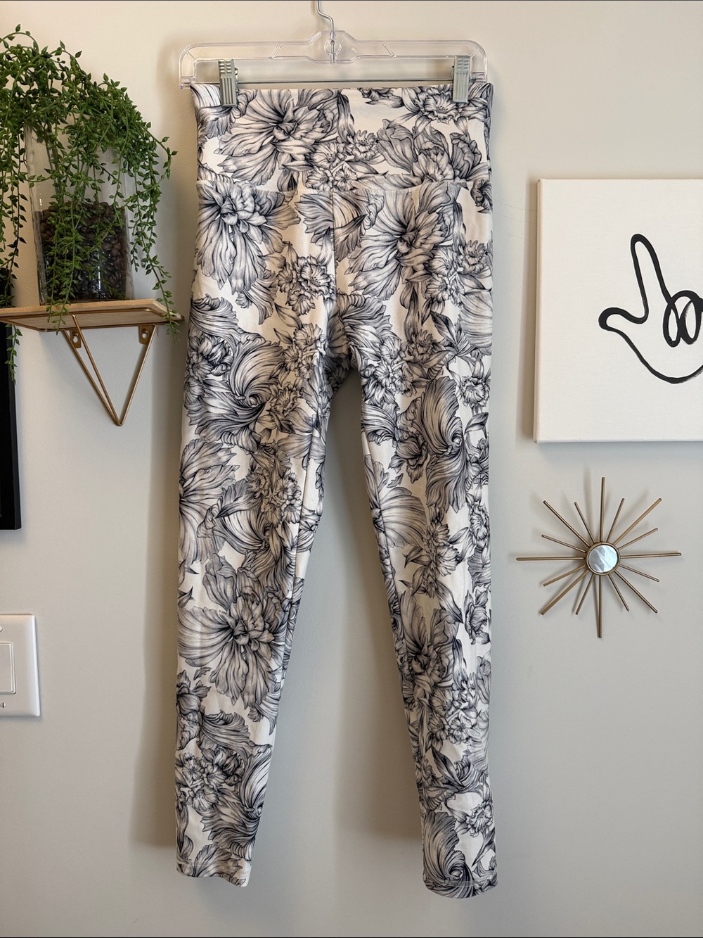 Balance Collection Butter Soft Floral Leggings - Black & White